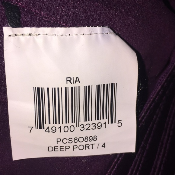 BCBGMAXAZRIA Ria Halter Mini Formal Dress Size 4 - Picture 10 of 14